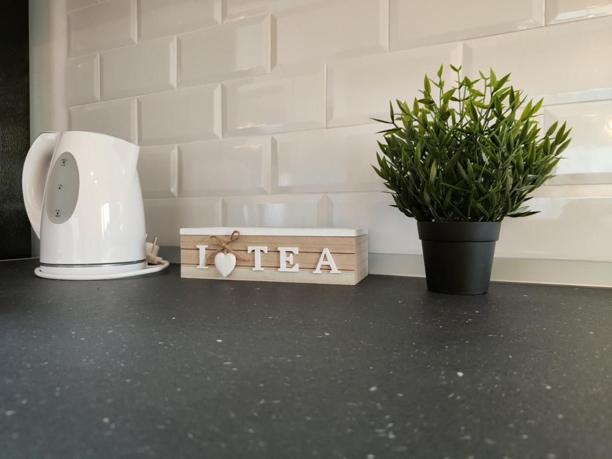 2 Rooms Apartment I Love Tea Bukarest Exterior foto